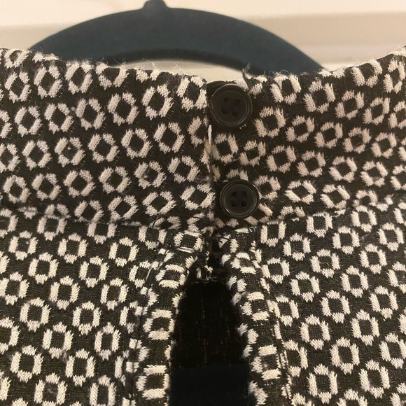 MOD 60S CUTOUT BLACK AND WHITE TWEED DRESS - Picture 5 of 6